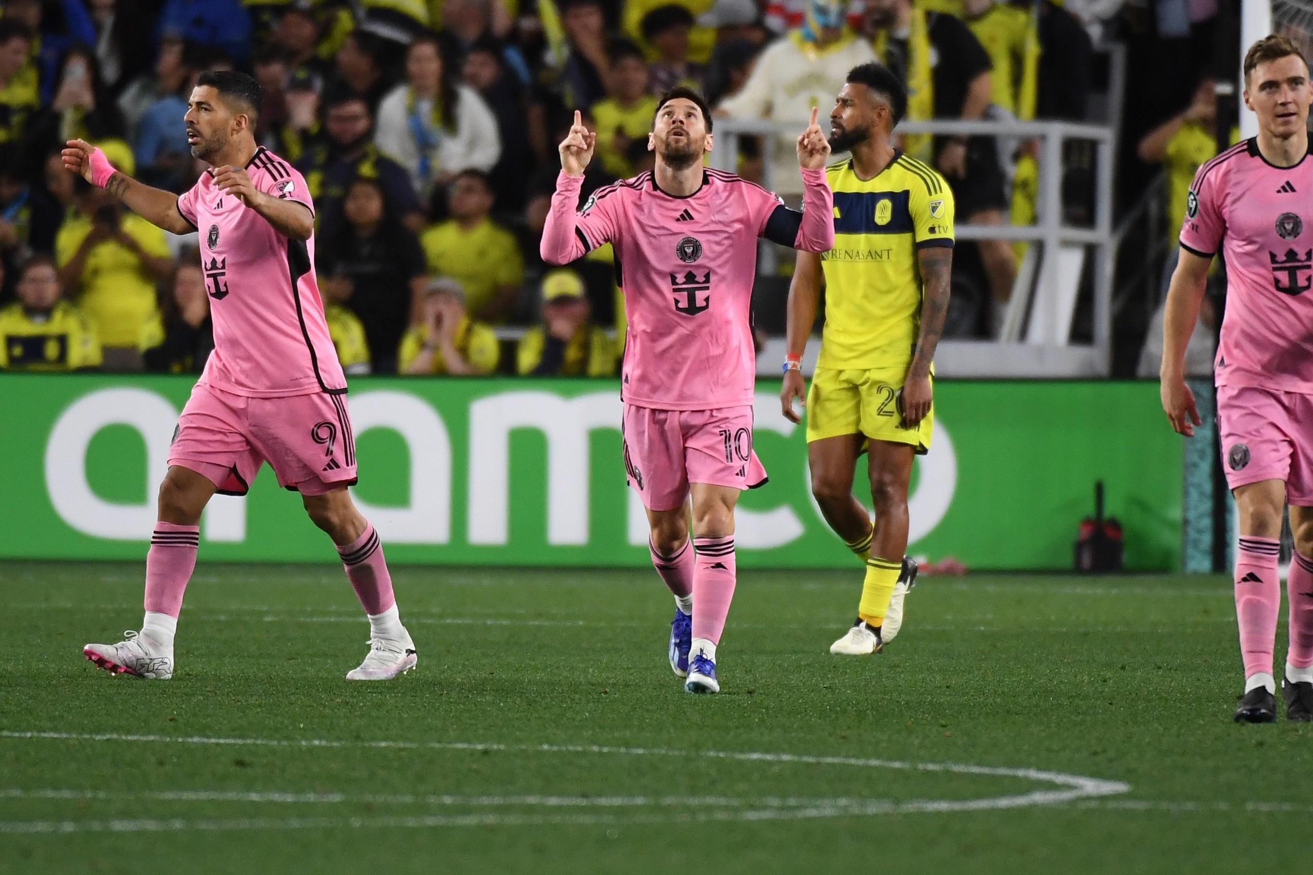 开云电子-梅西连续三场比赛得分超过比赛局势复杂，独行侠不断突破！-开云电子