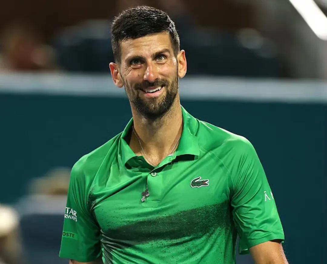 开云体育app-德约科维奇重返赛场，锐不可当首场状态出色，勇士观众沸腾！-开云体育app