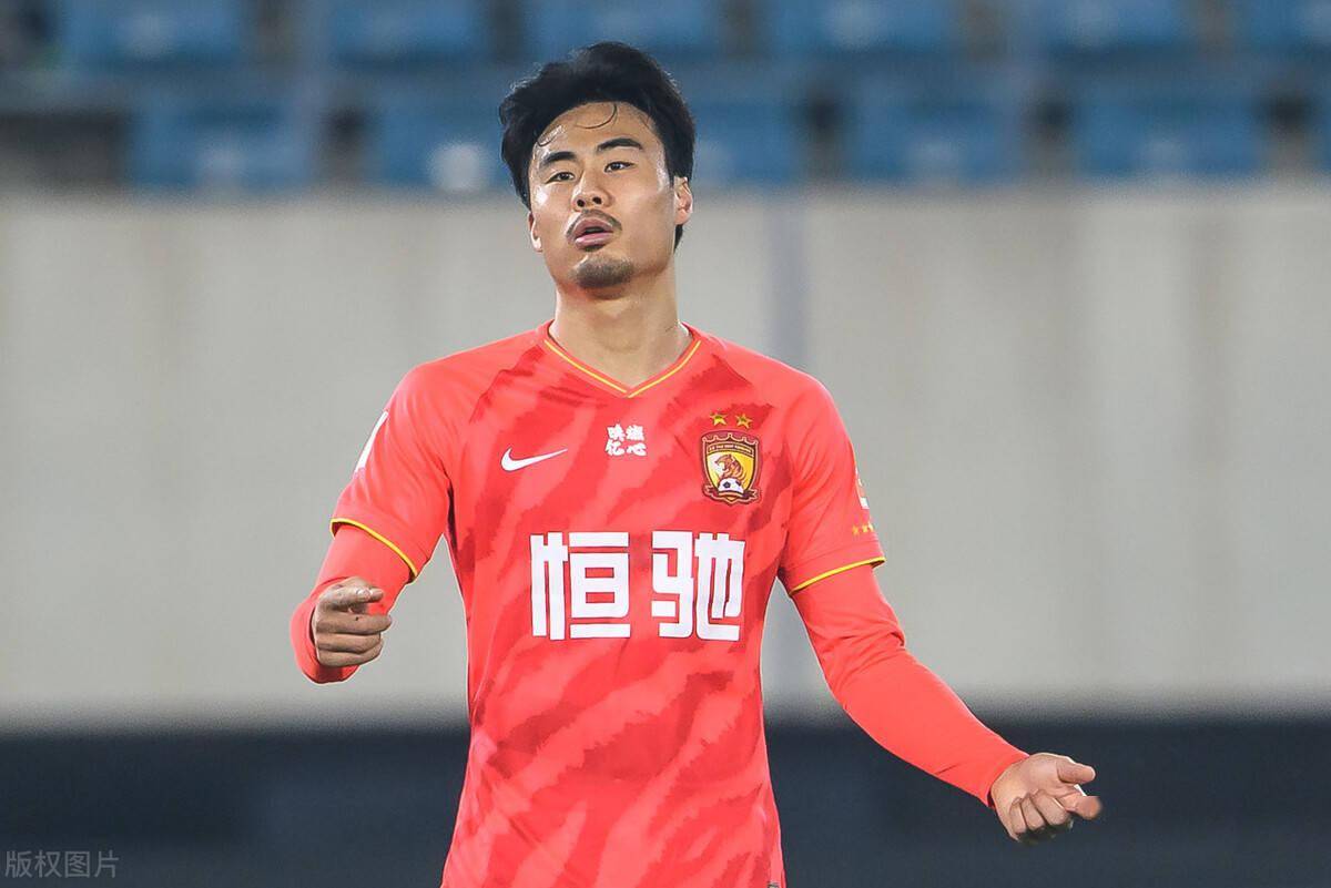开云体育app-转会期广州队备战中超，调整名单细节曝光，管理层满意，控场能力受关注的简单介绍-开云体育app